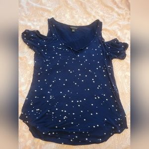 Rock & Republic off the shoulder shirt with stars